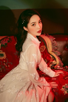 婆婆叫的很大声
